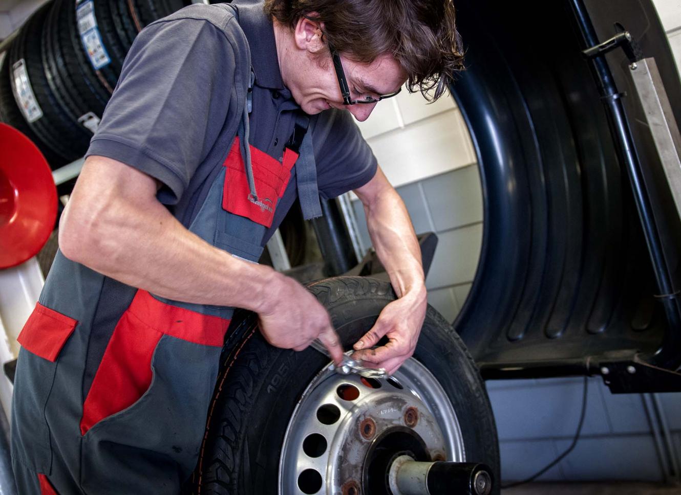 mastenbroek auto's autobedrijf Lunteren Michel